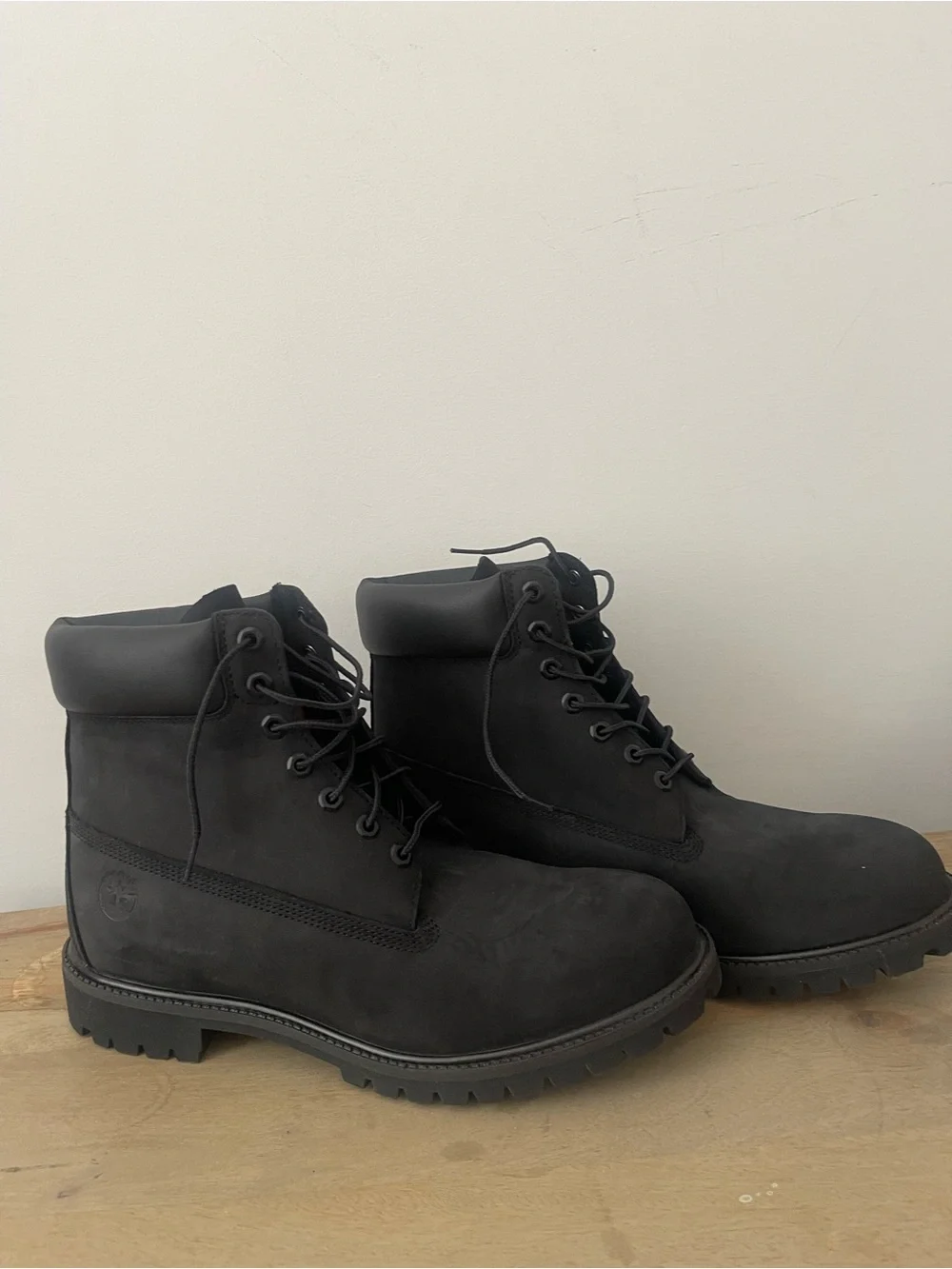 Timberland Men's Black Premium Nubuck Lace-Up Boots